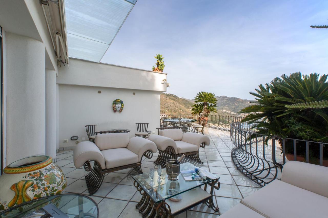 Bellavista House Apartment Taormina Bagian luar foto